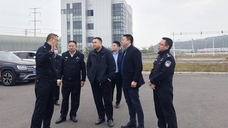 Betway必威集团与交警支队事情谈判2