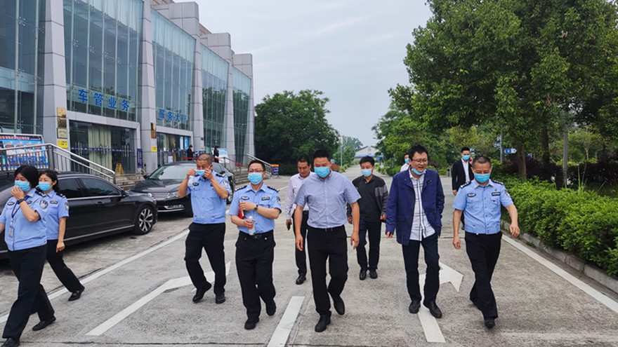 践行“一线事情法”，，，，，助力子公司提速增效生长_副本