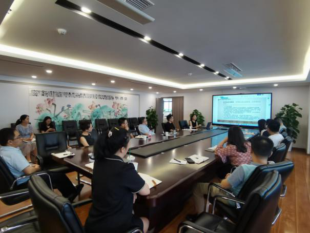 增强风险提防意识，，，，，助推合规稳健谋划 ——西津物流开展“商业型国有企业的合规治理”专题培训