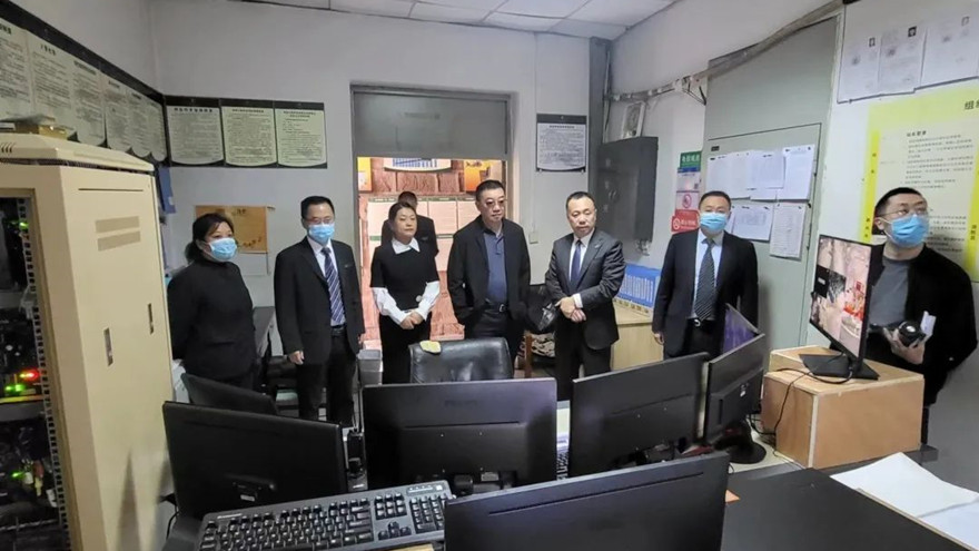 集团党委副书记、总司理程一带队督查富乐山旅馆